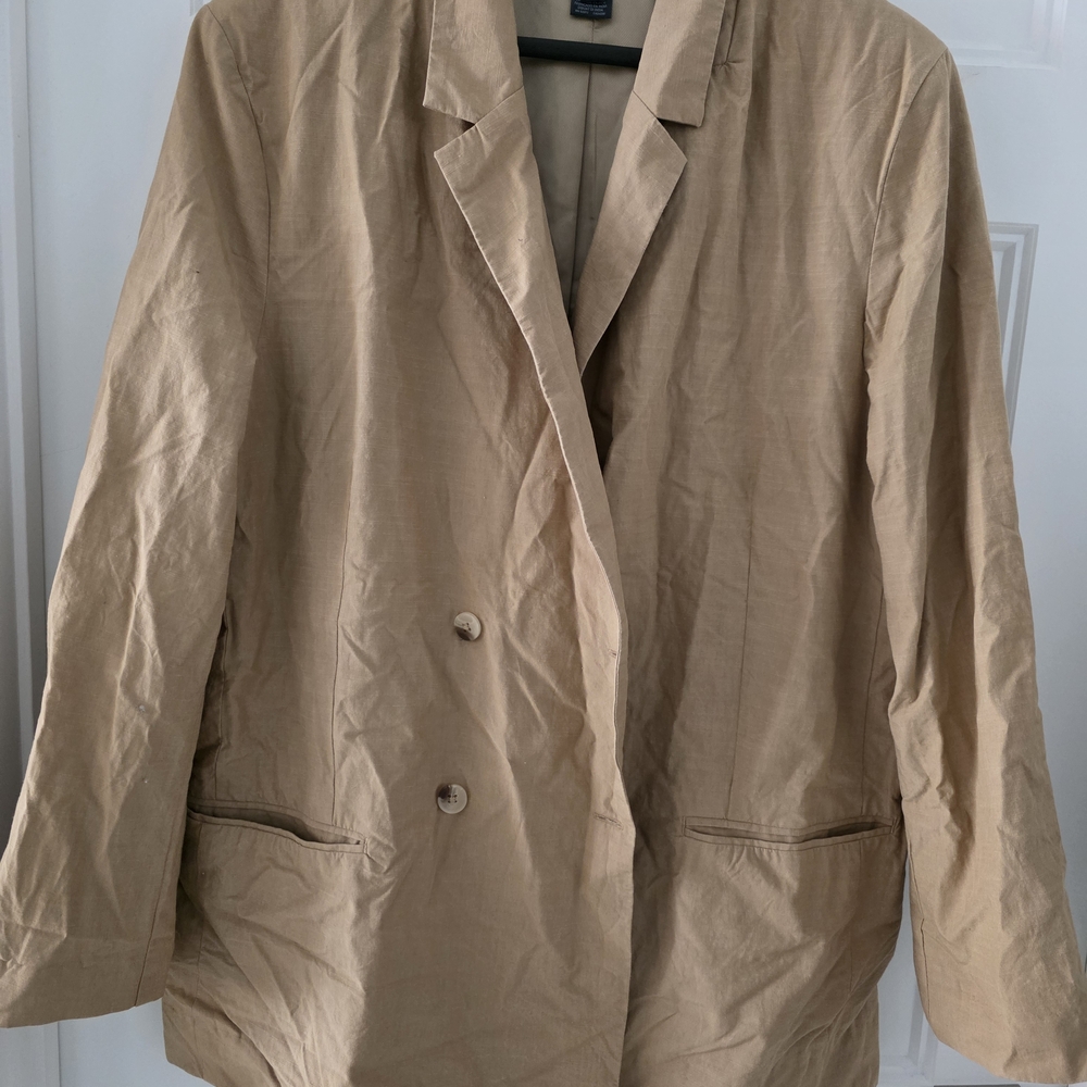 Classic Tan Women's Blazer